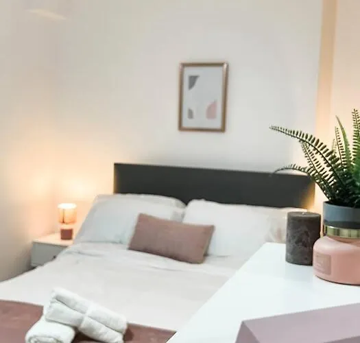 Modern Apartment, Short Or Long Term Rental, Relocation & Business,Leicester City Centre