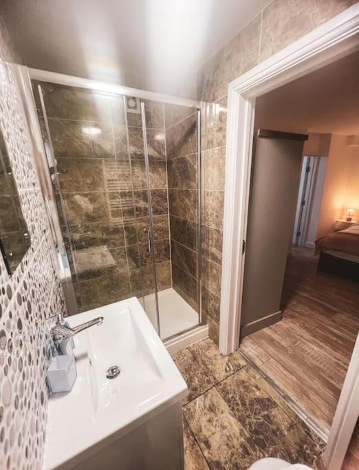 Apartment Modern Apartment, Short Or Long Term Rental, Relocation & Business,leicester Centre *